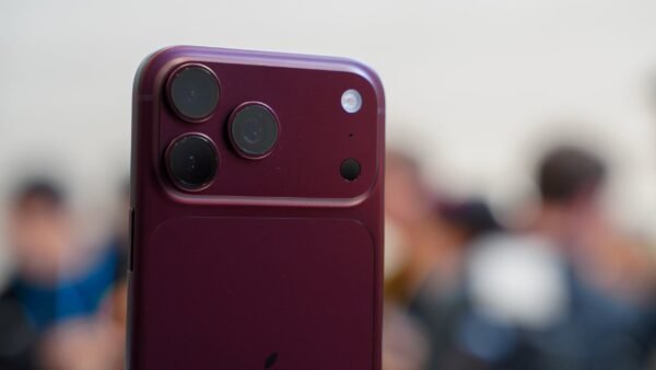 iPhone 18 Series wouldn't be a priority for me even if I'm a Fan - Here's why-1